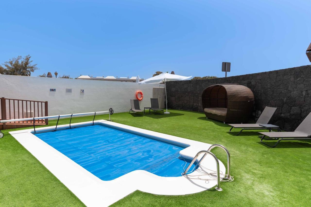 Villa Sea Breeze Jarea Playa Blanca  Exteriör bild